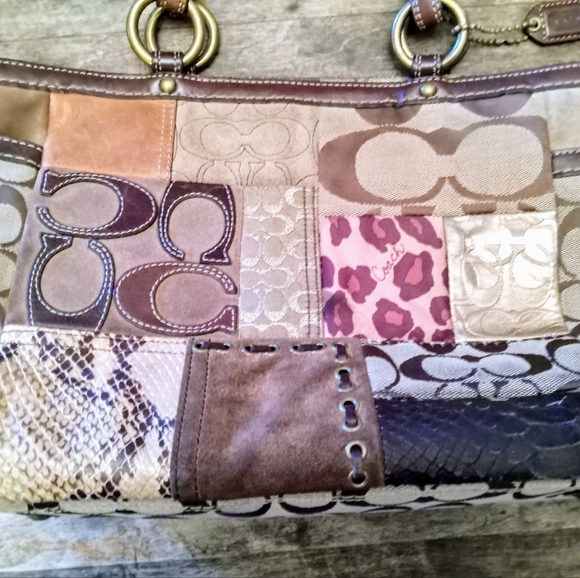 Authentic Coach patchwork shoulder bag - Picture 3 of 7